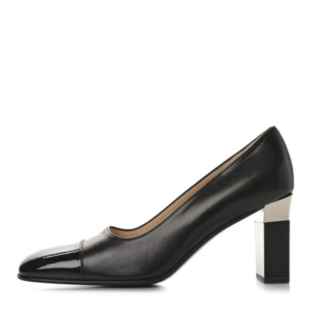 Chanel Black heels - Picture 3 of 17